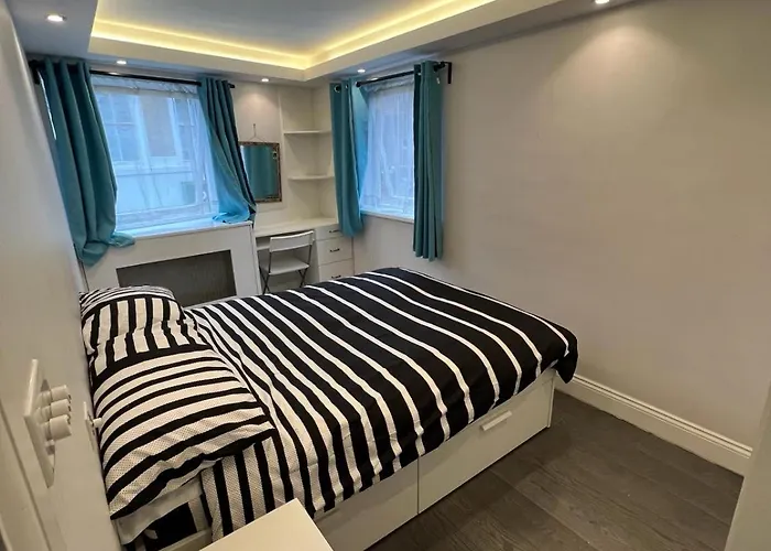 Lovely Chelsea Entire Apartment London City